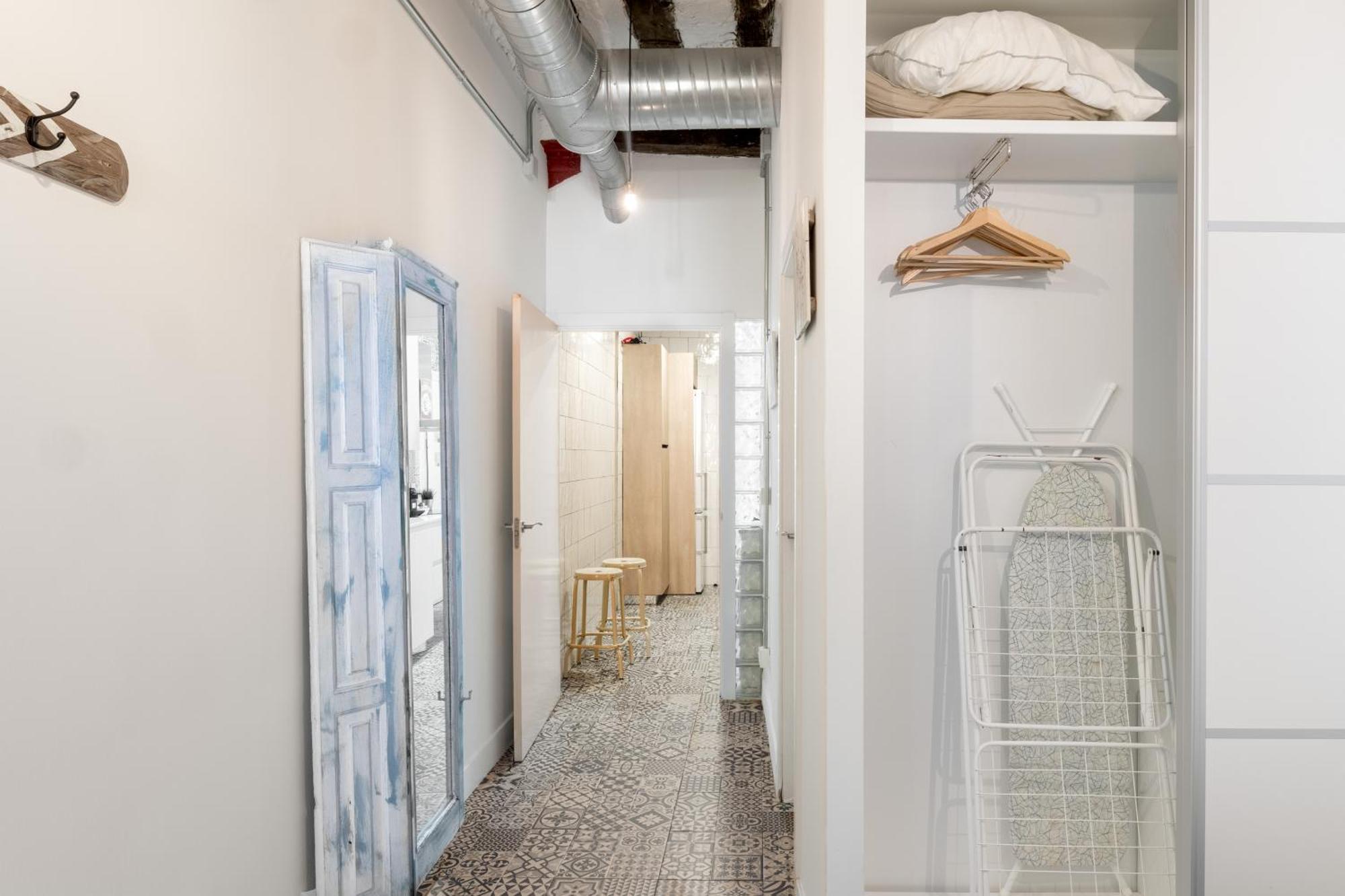 Vintage Apartment Near Puerta Del Sol Madrid Exterior foto